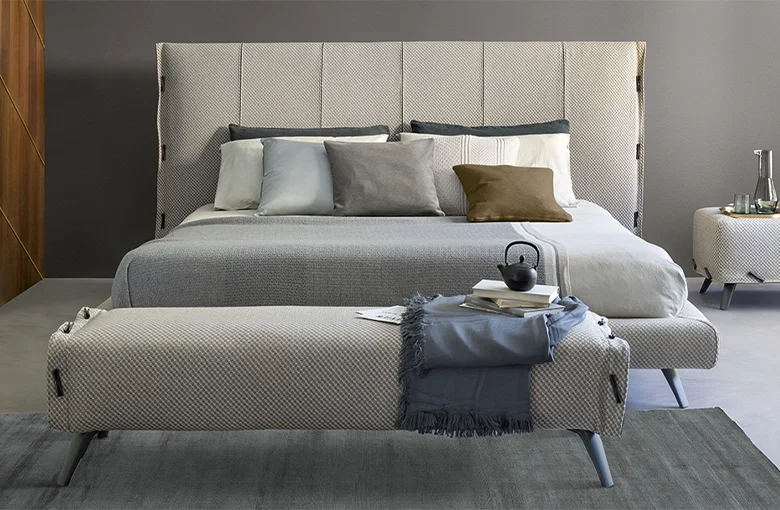 Bonaldo Cuff Bed