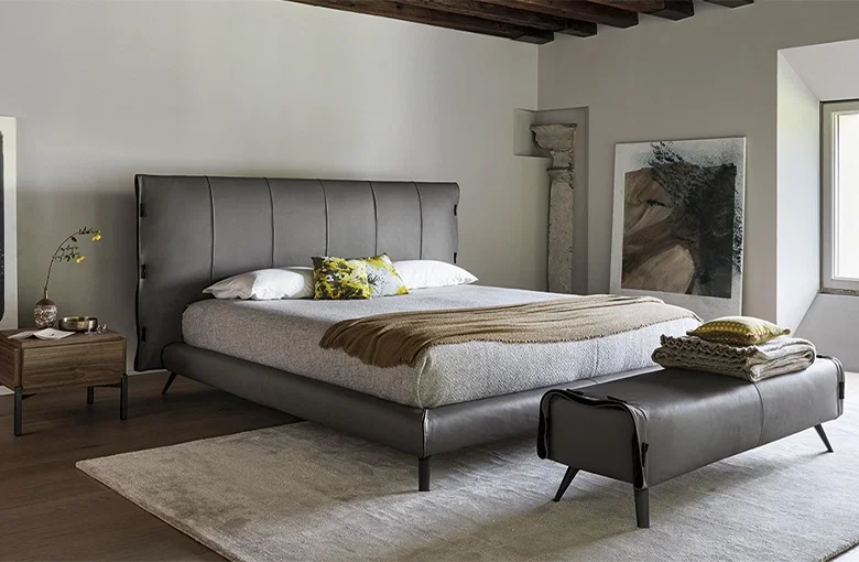 Bonaldo Cuff Bed
