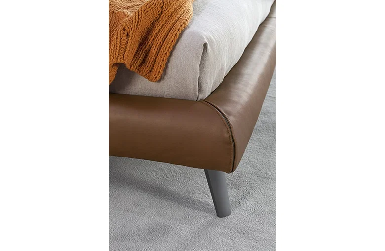 Bonaldo Cuff Bed