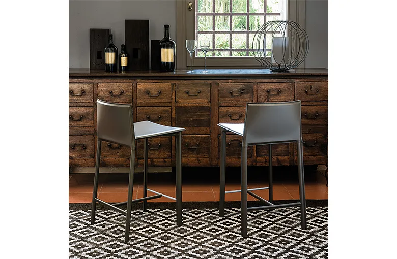 Cattelan Cliff Stool