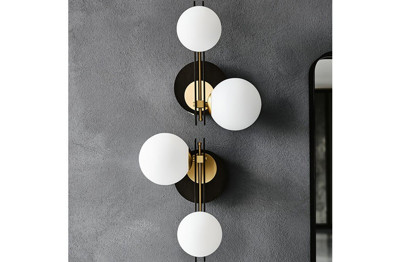 Cattelan Planeta Sconce