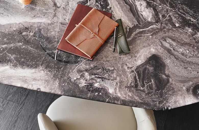 Cattelan Senator Crystalart Dining Table