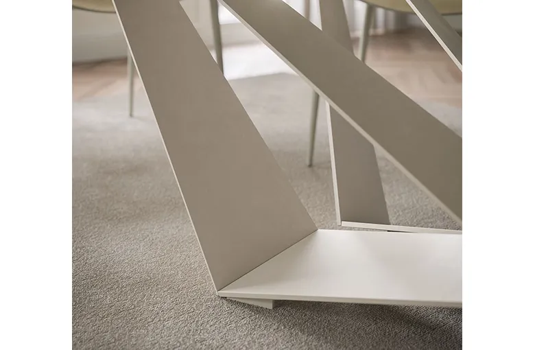 Cattelan Skorpio Ceramic Dining Table