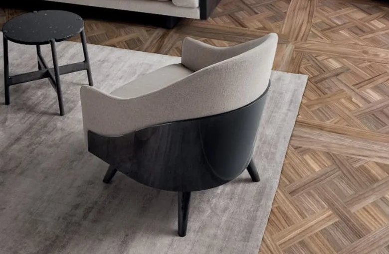 Costantini Shell Lounge Chair