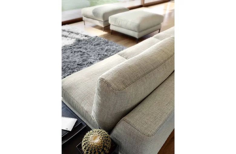 Ditre Artis Sectional with Chaise