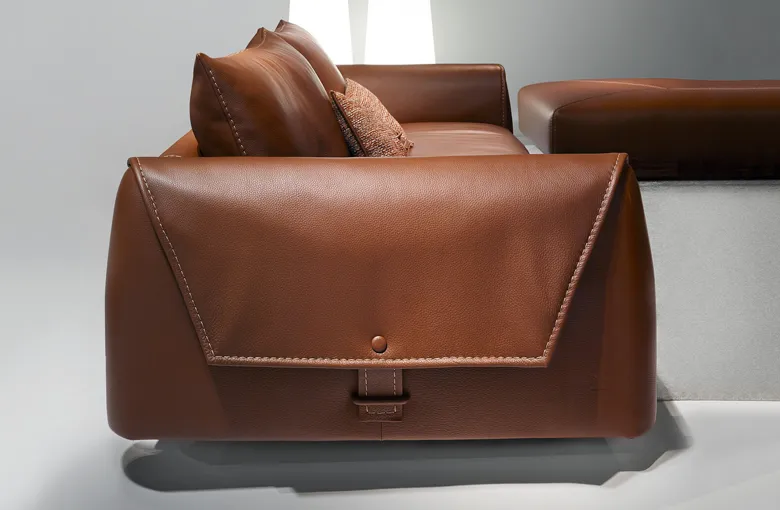 Gamma Karl Sofa
