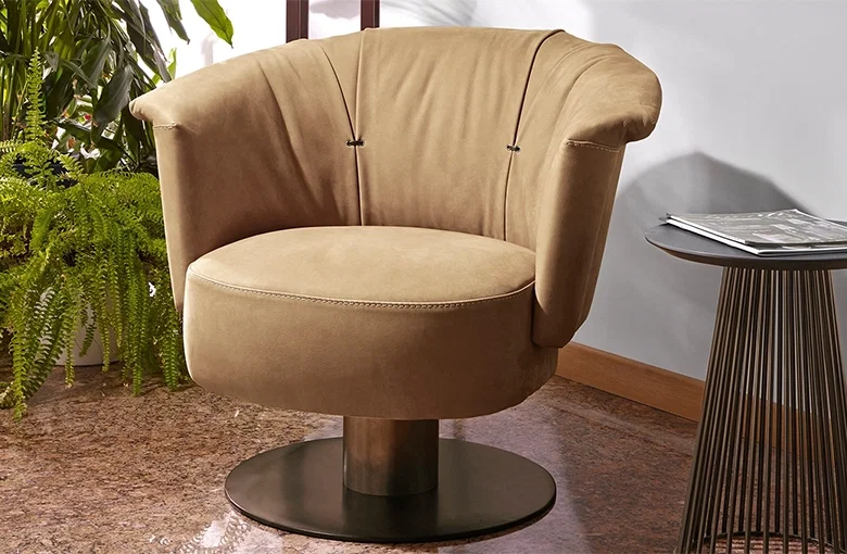 Gamma Luna Lounge Chair