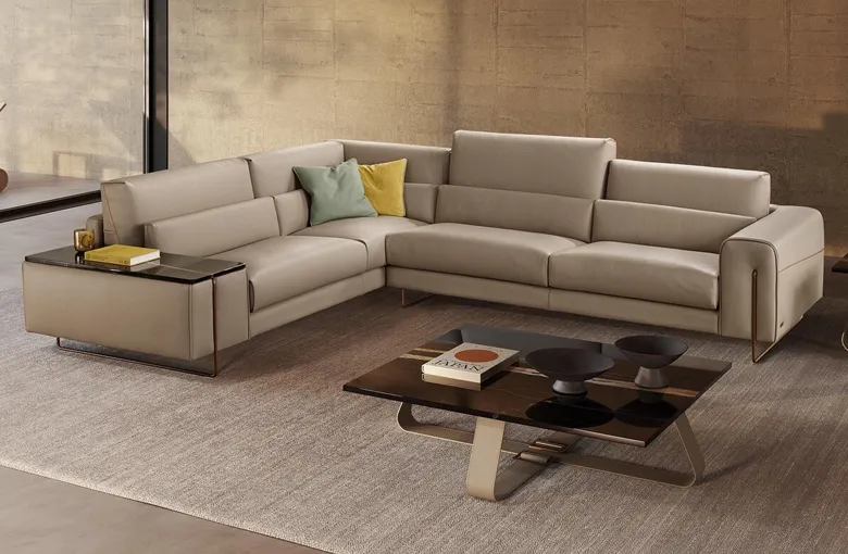 Gamma Newport Sectional with End Table