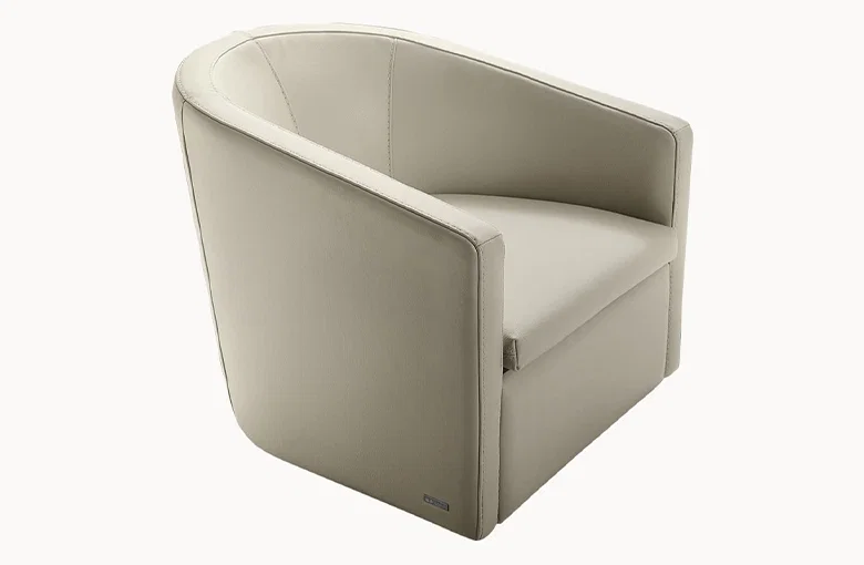 Gamma Pretty Lounge Chair