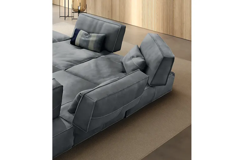 Gamma Soho Sectional with Peninsula