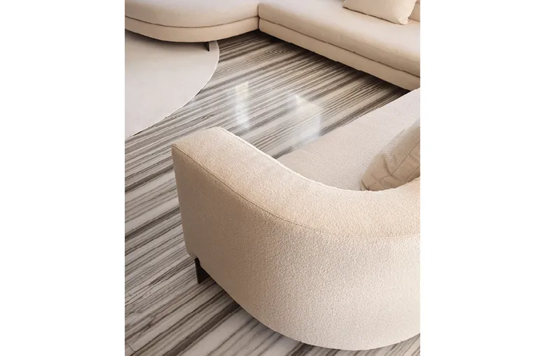 Nicoline Aura Collection