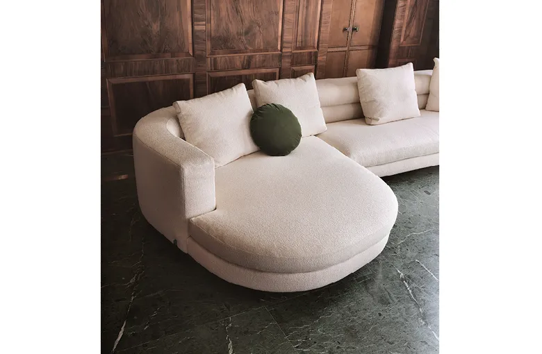 Nicoline Aura Sectional with Chaise