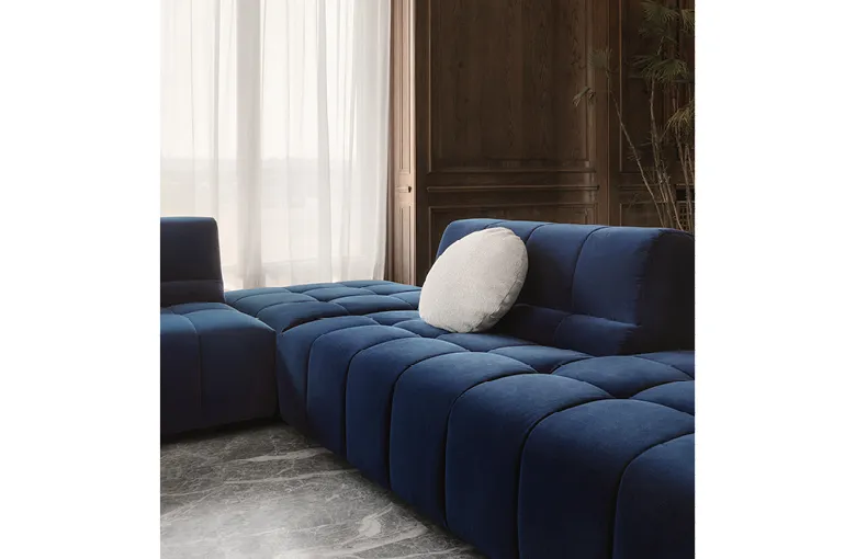 Nicoline Bric Collection