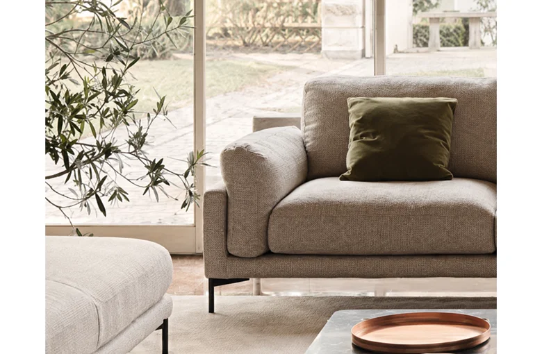 Nicoline Cadorna Sectional with Chaise