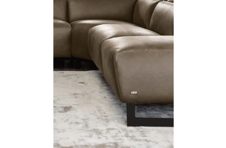 Nicoline Canaletto Recliner Sectional with Peninsula