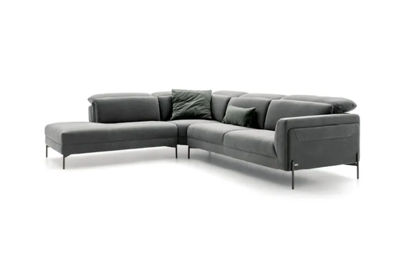 Nicoline Claire Sectional with Peninsula