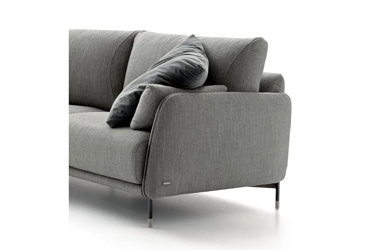 Nicoline Ghisolfa Curved Sofa with Table