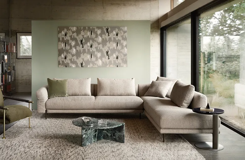 Nicoline Penta Sectional with Peninsula