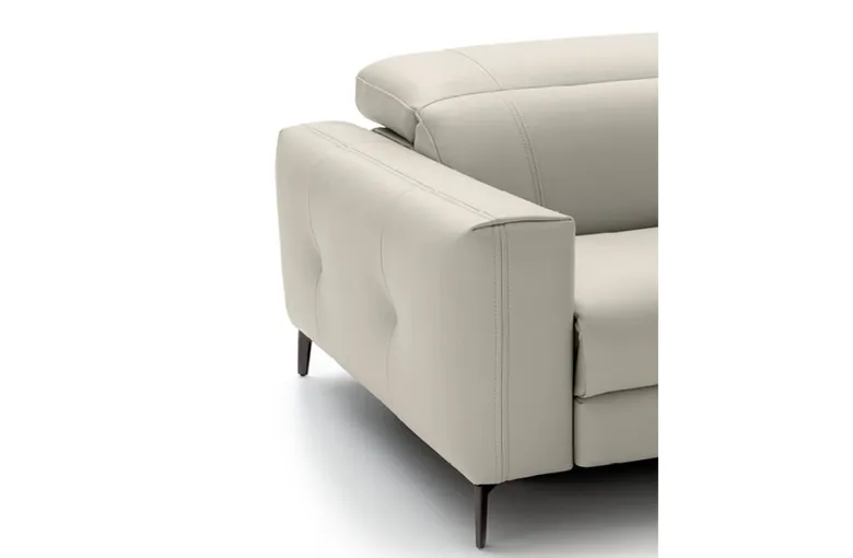 Nicoline Pisa Recliner Sectional with Chaise