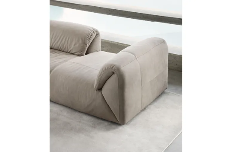 Nicoline Play Collection