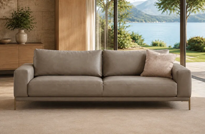 Nicoline Strauss Sofa
