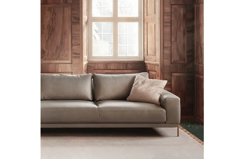 Nicoline Strauss Sofa