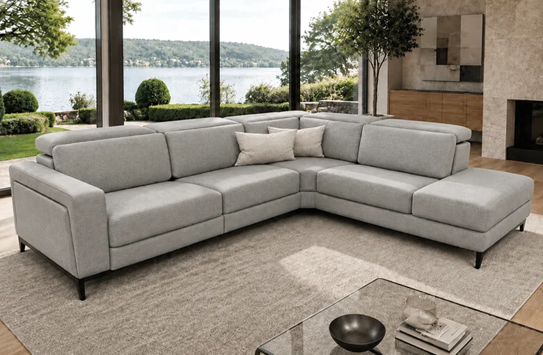 Nicoline Wagner Recliner Sectional with Peninsula