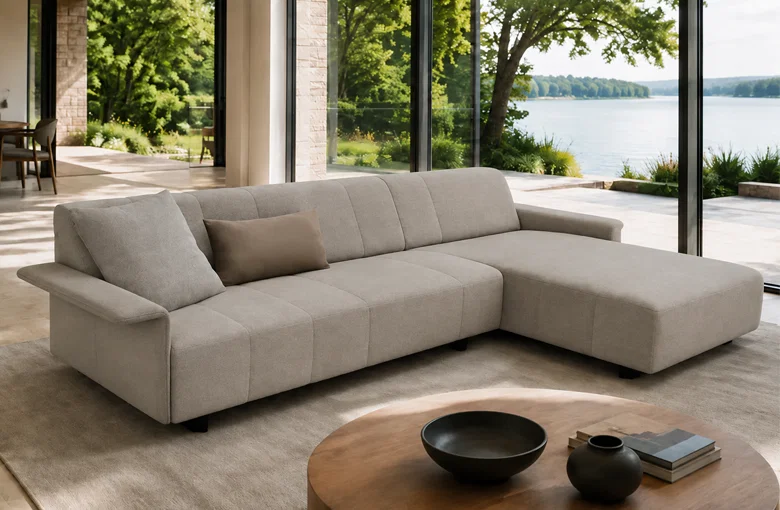 Nicoline Zara Light Sectional with Chaise