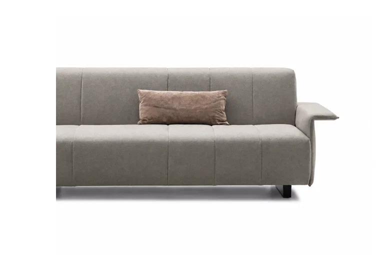 Nicoline Zara Light Sectional with Chaise