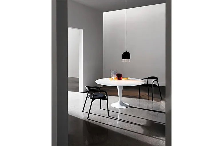 Sovet Flute Round Dining Table