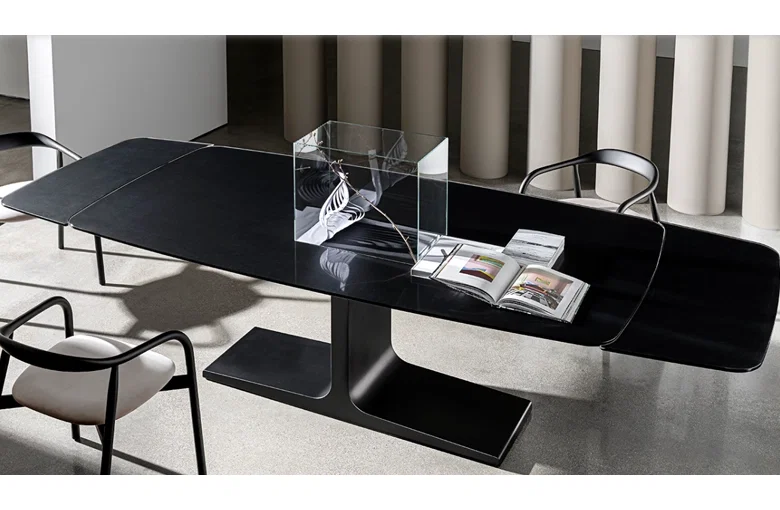 Sovet Palace Shaped Extension Dining Table
